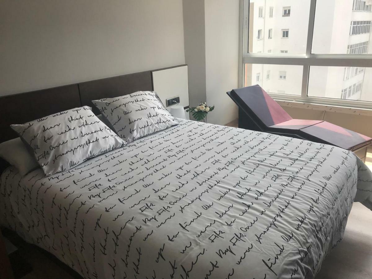 Ferienwohnung Duplex Centrico Con Vistas Al Mar Vigo Exterior foto