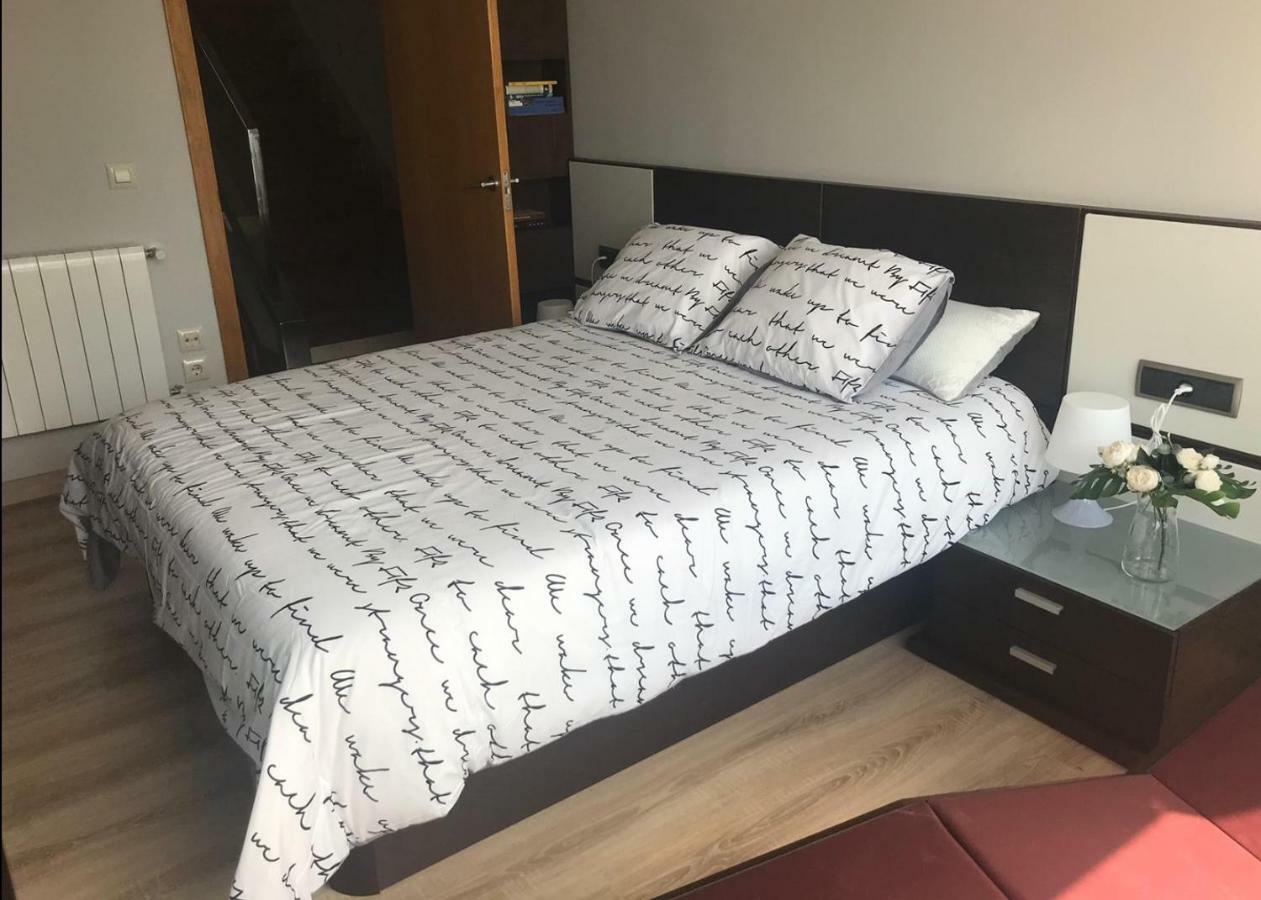 Ferienwohnung Duplex Centrico Con Vistas Al Mar Vigo Exterior foto